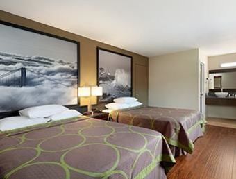 Motel Super 8 Martinez