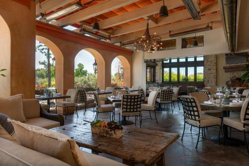Hotel Westlake Village Inn