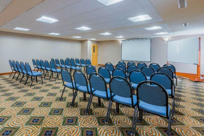 Hotel Hampton Inn San Marcos