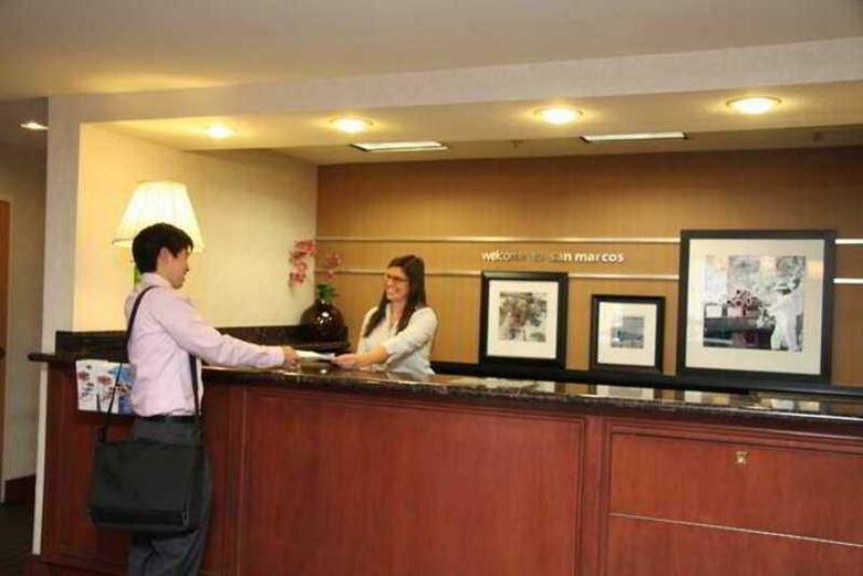 Hotel Hampton Inn San Marcos