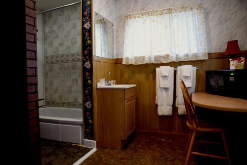 Motel Gateway Inn & Cabins