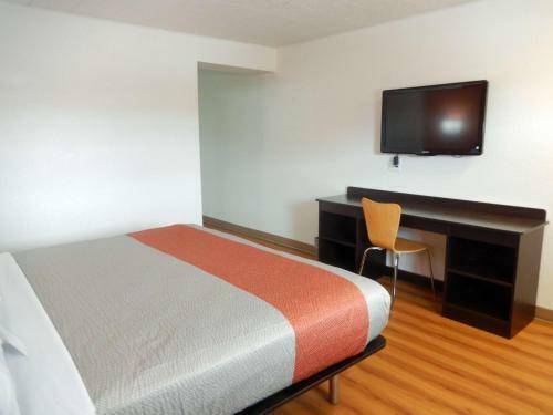 Family Motor Inn