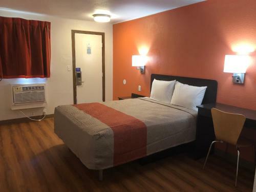 Family Motor Inn