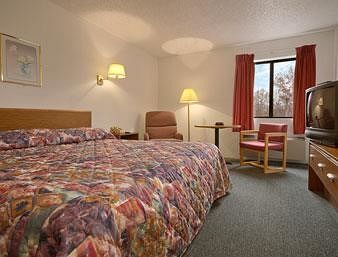 Hotel Super 8 Sullivan