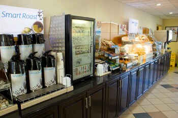 Holiday Inn Express Hotel & Suites Morehead City