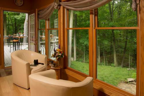 Hidden Serenity Bed And Breakfast