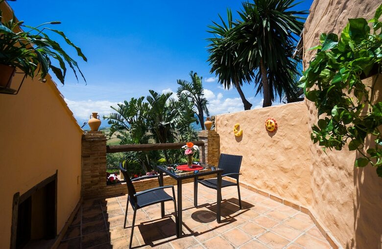 Hostal Posada Los Cantaros