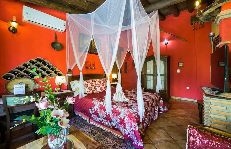 Hostal Posada Los Cantaros