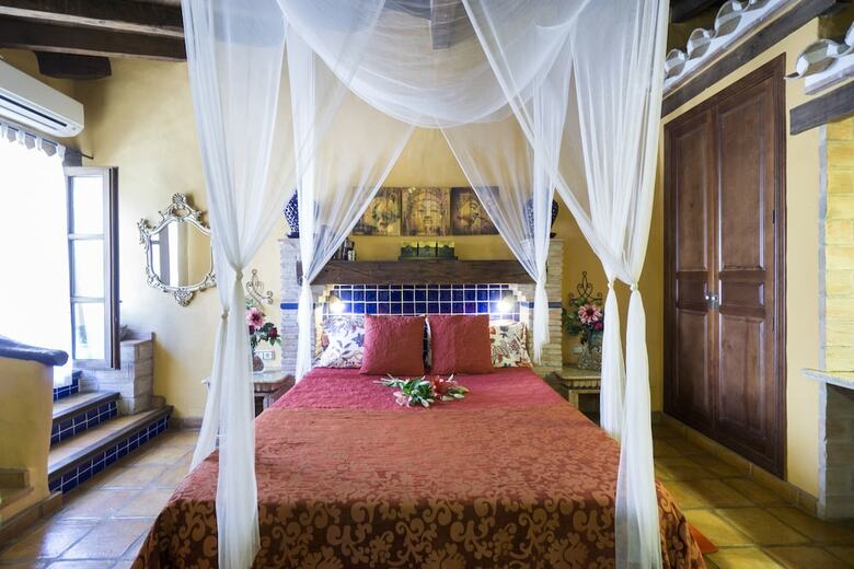 Hostal Posada Los Cantaros