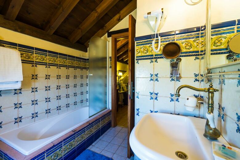 Hostal Posada Los Cantaros