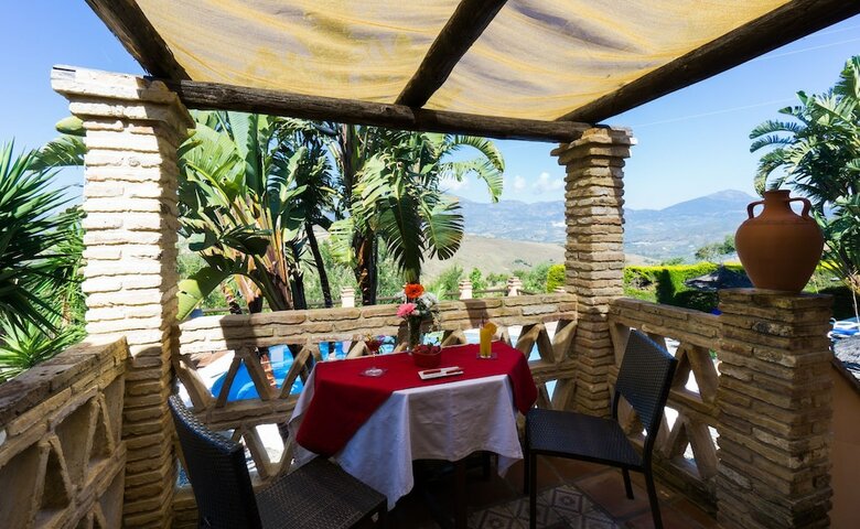 Hostal Posada Los Cantaros