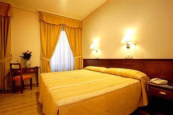 Hostal Silserranos