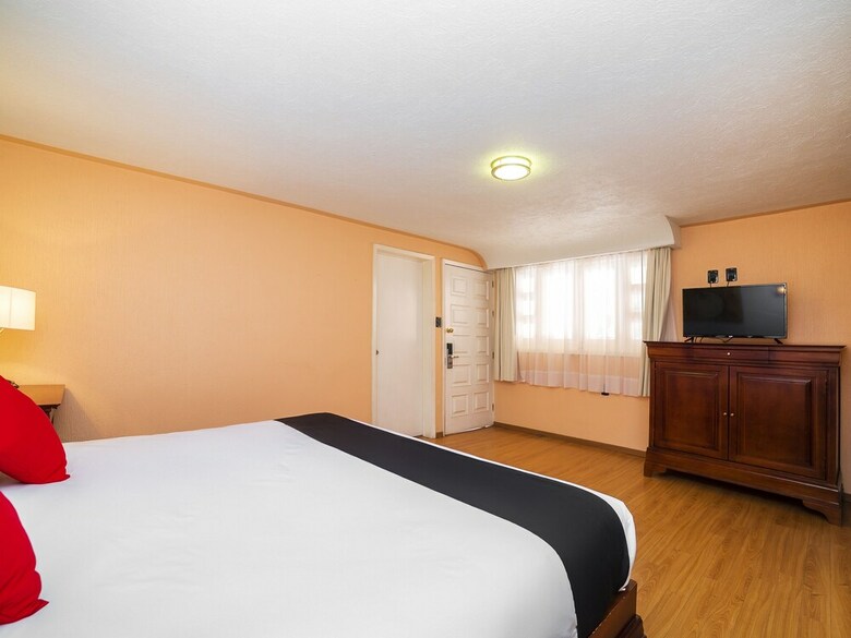 Hotel La Mansi�n Del Quijote