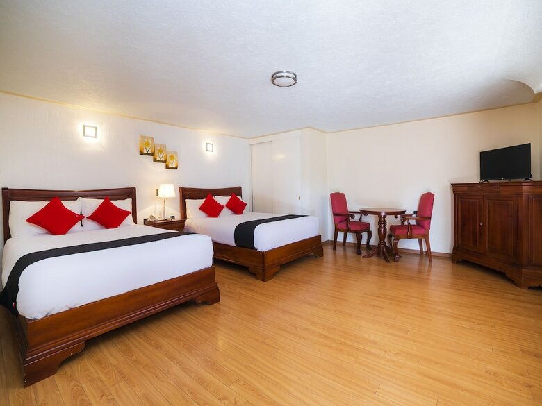 Hotel La Mansi�n Del Quijote