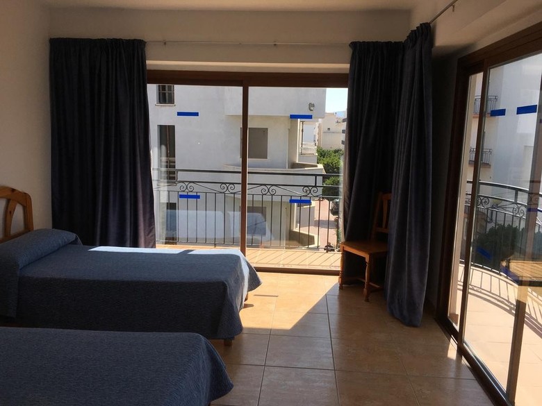 Hostal Residencia Nicolau