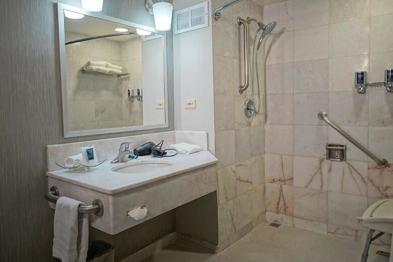 Hotel Four Points By Sheraton