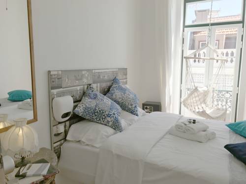 Alfama Patio Hostel