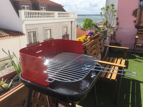 Alfama Patio Hostel