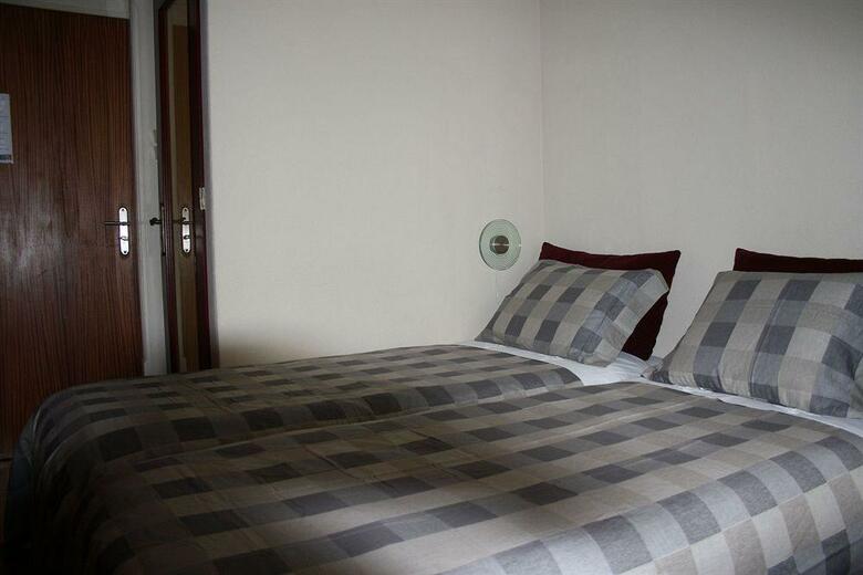 Hostal Residencia Pedra Antiga