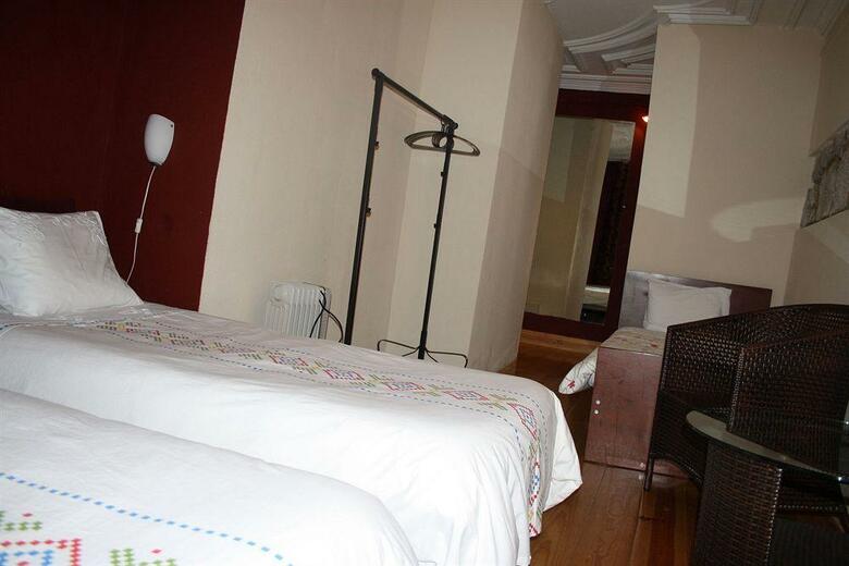 Hostal Residencia Pedra Antiga