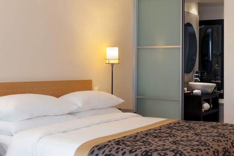 Hotel Jade Manotel