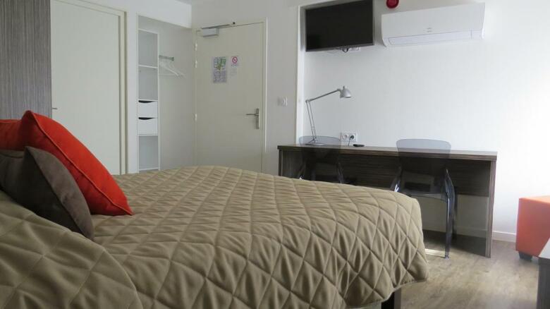 Hotel H�tel De Cl�ves