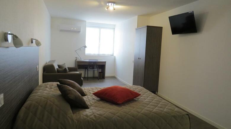 Hotel H�tel De Cl�ves