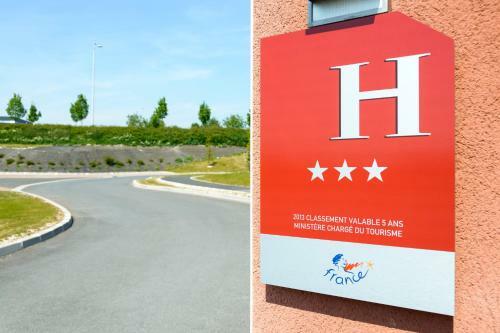 Best Hotel Reims Croix Blandin