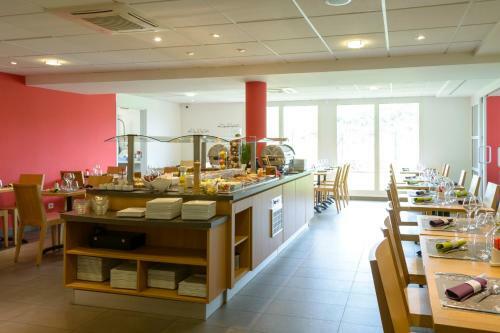 Best Hotel Reims Croix Blandin