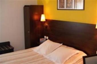 Hotel H�tel Balladins Arles