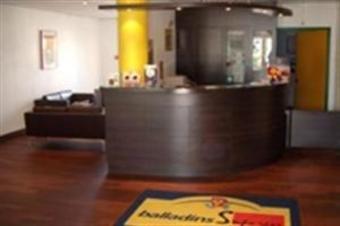 Hotel H�tel Balladins Arles