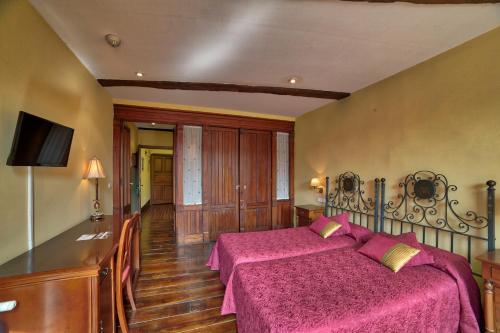 Hostal Pr Santo Grial