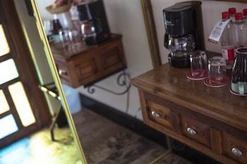 Hotel Americas Best Value Inn - Posada El Rey Sol