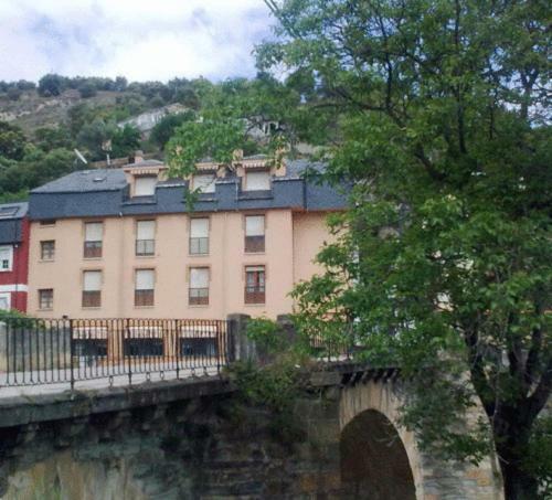 Hostal Restaurante M�ndez