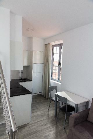 Esmeralda Holidays Apartments