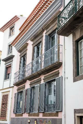 Esmeralda Holidays Apartments