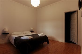 Hostal Porta 86