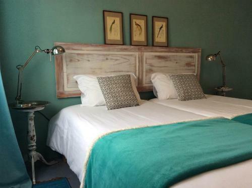 Marina Lounge Hostel