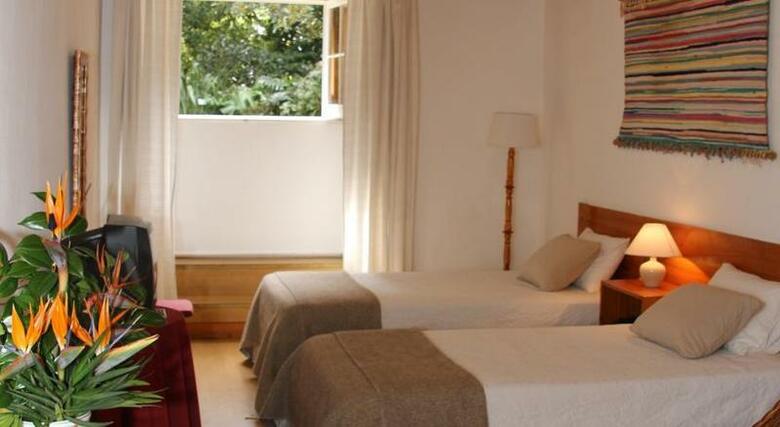 Hostal Residencial Casa Do Jardim