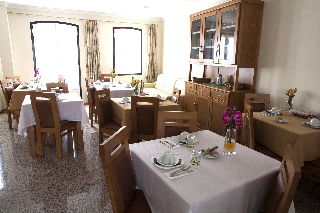 Hostal Guesthouse Muralhas Do Mino
