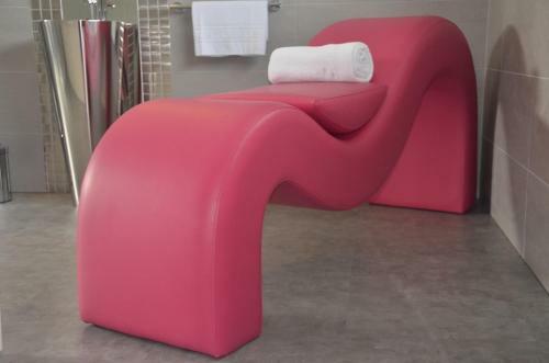 Vinyl M Hotel Design Inn