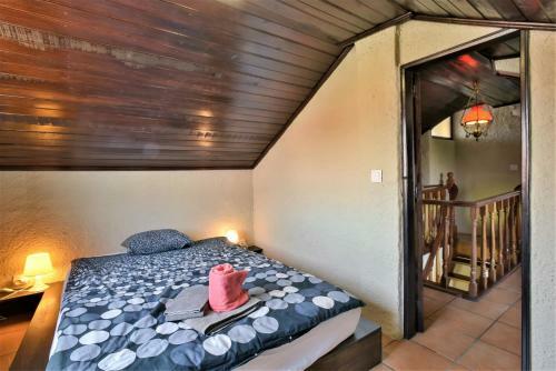 Aroeira Pool House