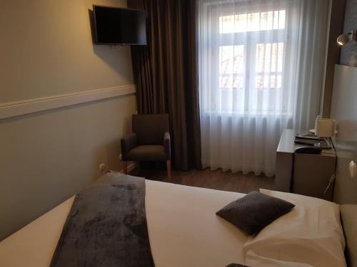 Hostal Albergaria Margarida Da Praca
