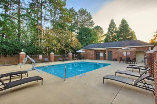 Holiday Inn Express Hotel & Suites Raleigh North - Wake Forest