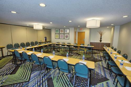 Holiday Inn Express Hotel & Suites Raleigh North - Wake Forest