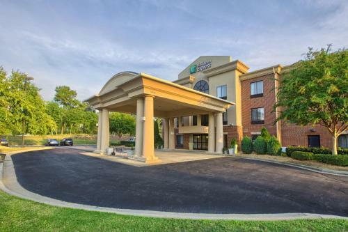 Holiday Inn Express Hotel & Suites Raleigh North - Wake Forest