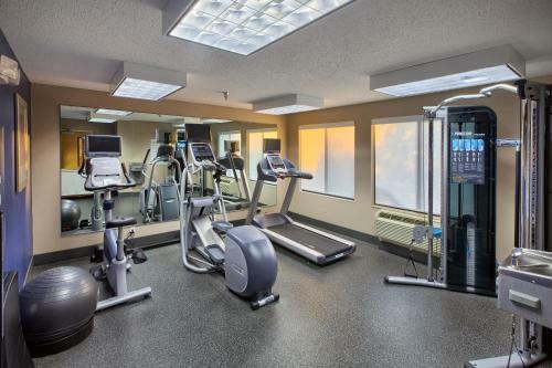 Holiday Inn Express Hotel & Suites Raleigh North - Wake Forest