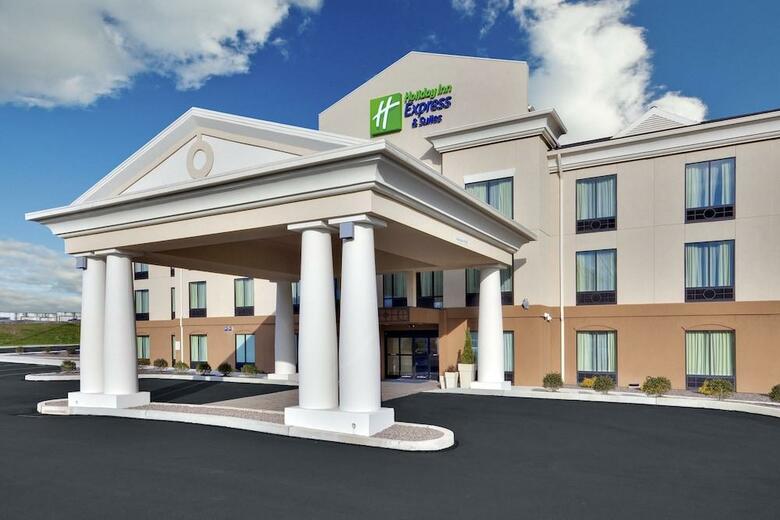 Holiday Inn Express Hotel & Suites Lebanon