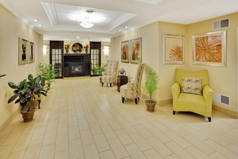Holiday Inn Express Hotel & Suites Lebanon