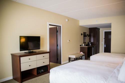 Hotel Inn At Harbor Shores